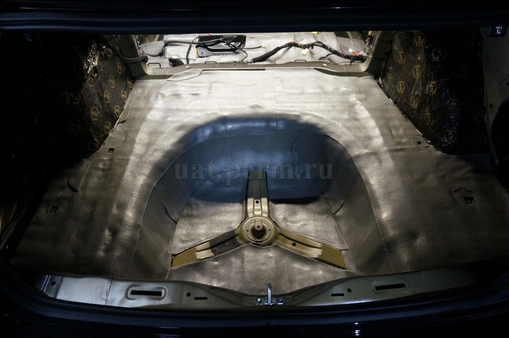 KIA Optima - шумоизоляция багажника