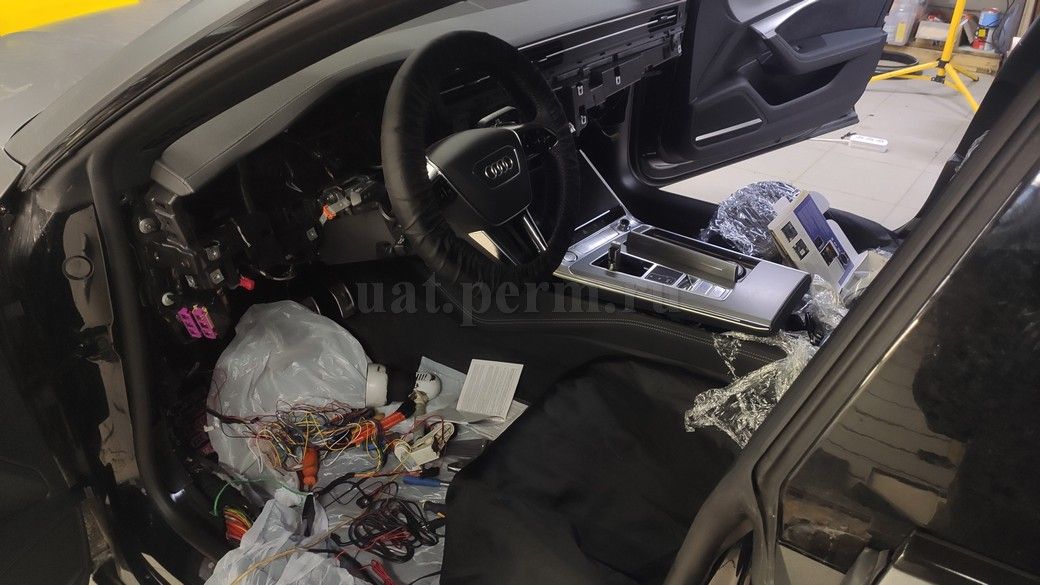 Установка автосигнализации Pandect X-1800BT на Audi A7