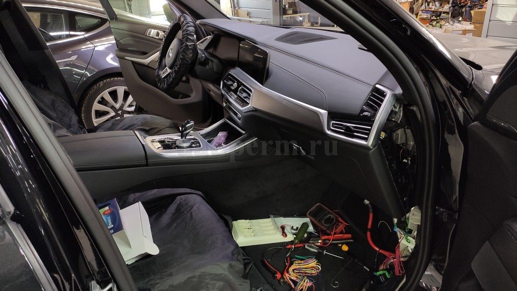 BMW X5 (G05) - установка автосигнализации Pandect X-1800L