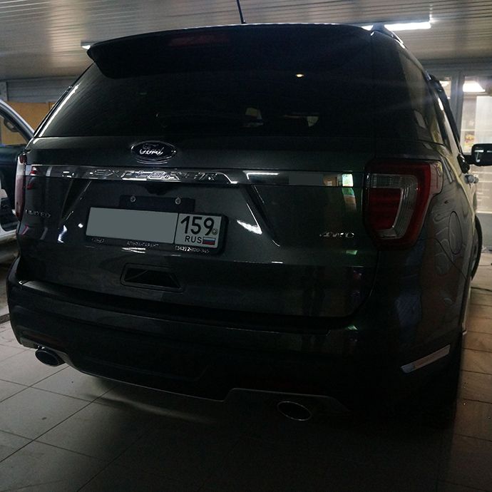 Ford Explorer - установка охранного комплекса