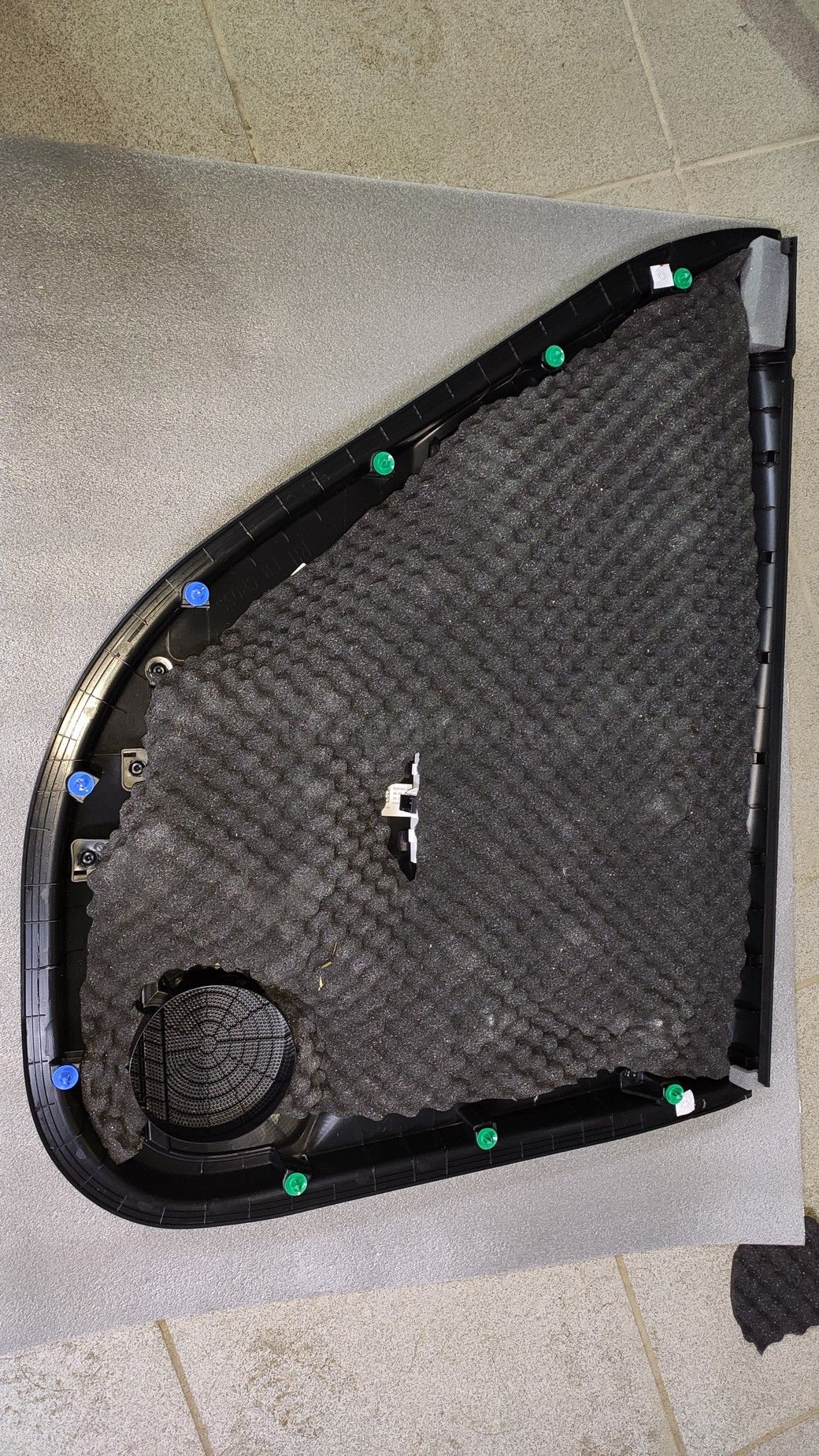 KIA RIO X - шумоизоляция дверей