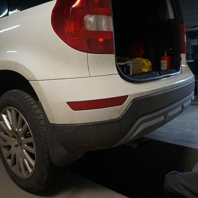 Skoda Yeti - Установка фаркопа