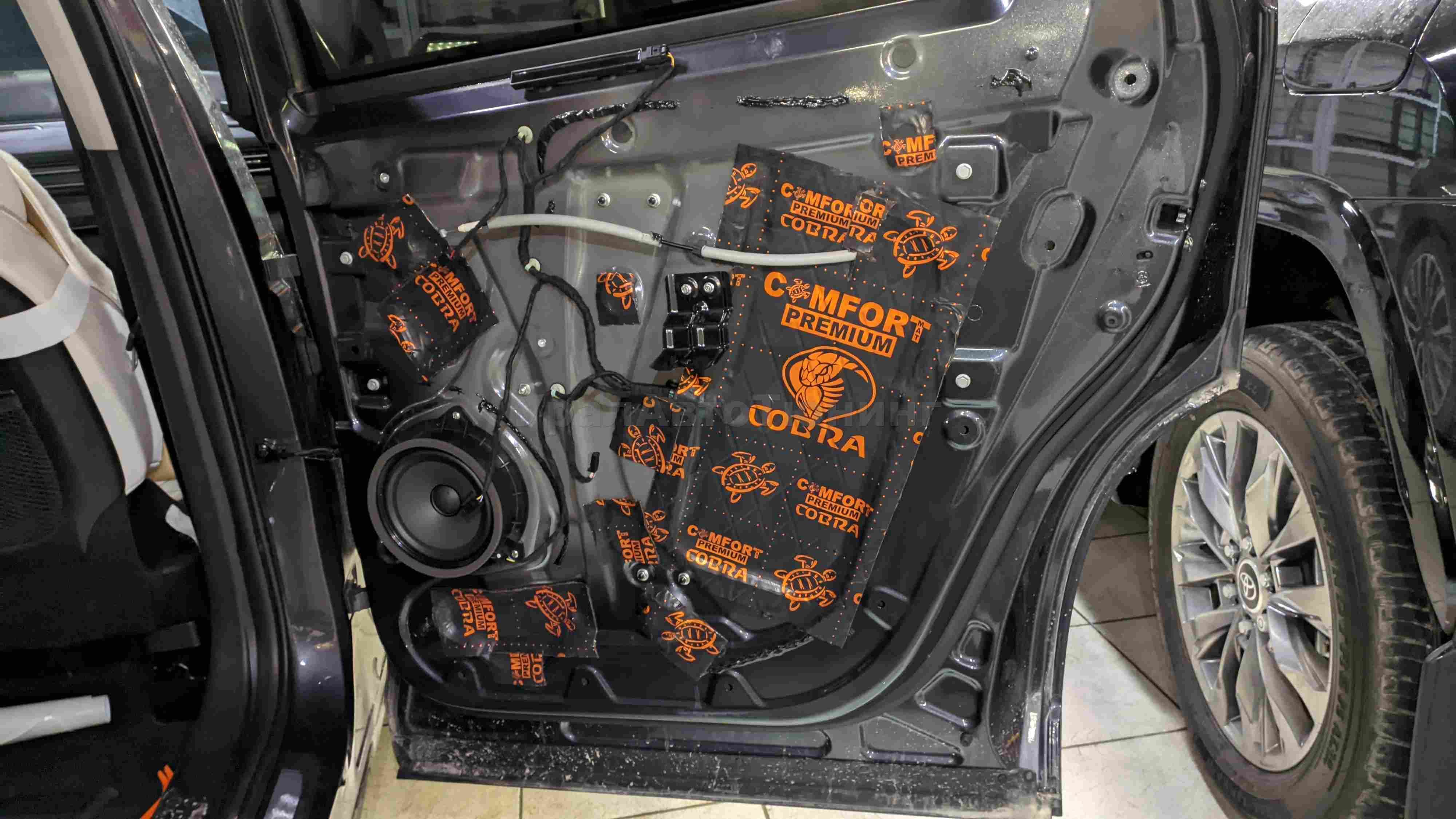 Шумоизоляция дверей Exeed VX