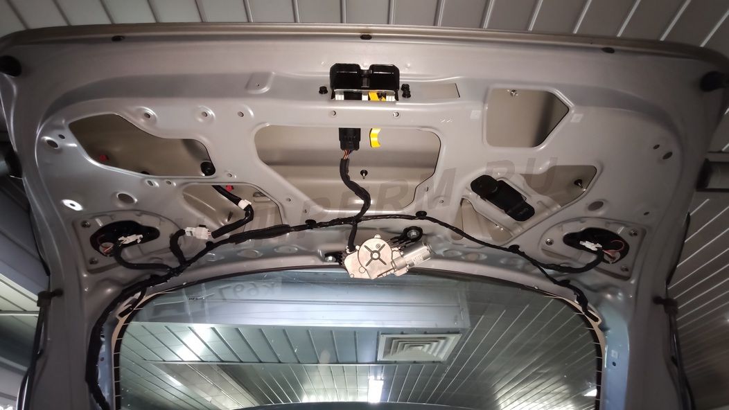 Шумоизоляция крышки багажника KIA Ceed