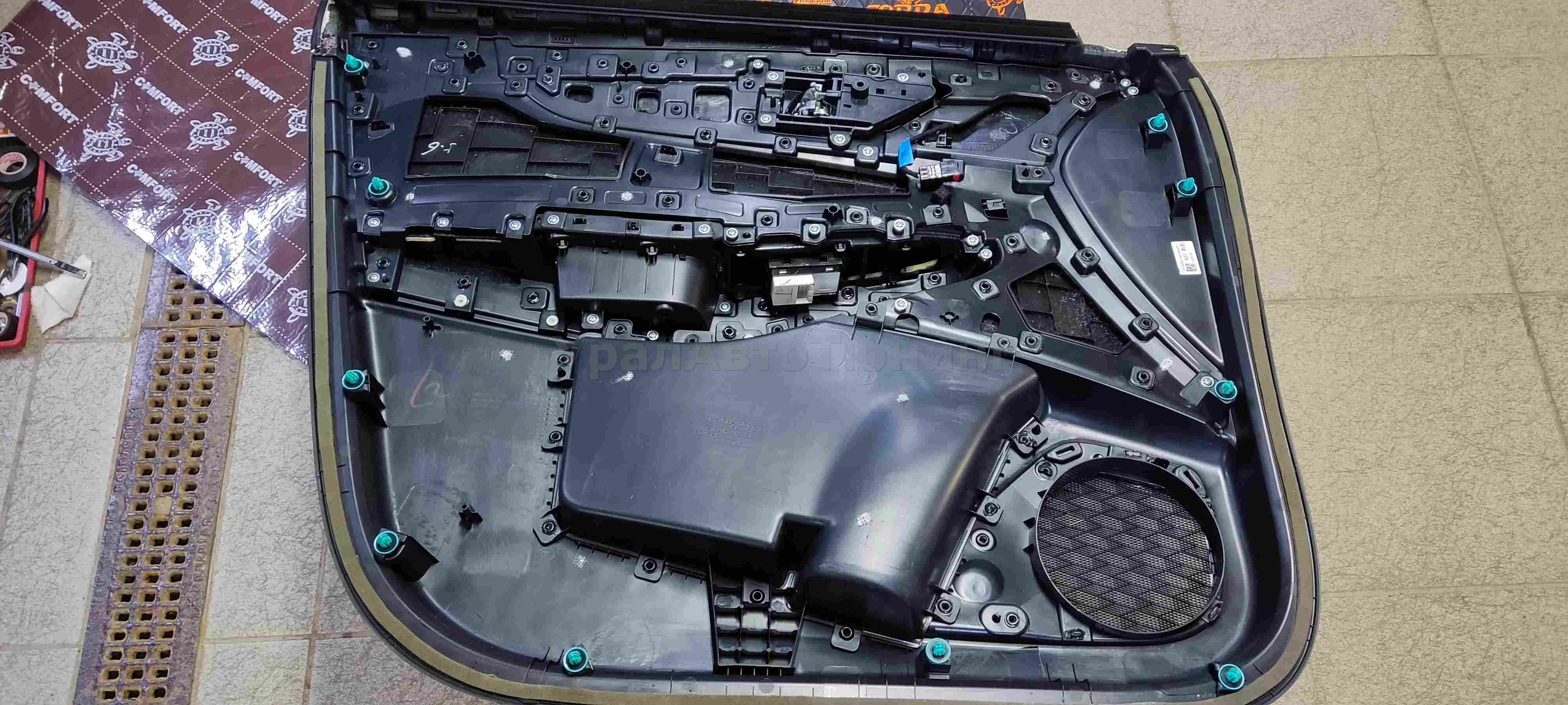 Шумоизоляция дверей Changan CX75
