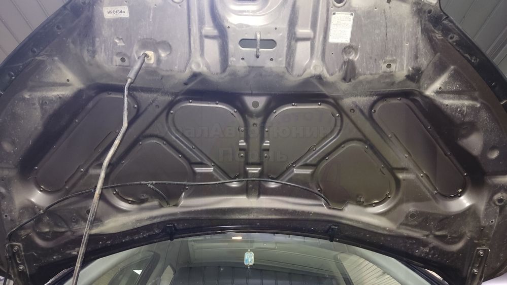 Шумоизоляция капота Honda CR-V