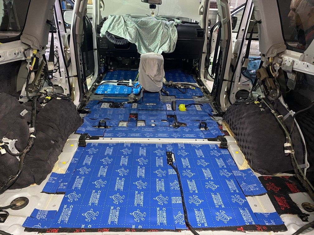 Шумоизоляция багажника Toyota Land Cruiser Prado
