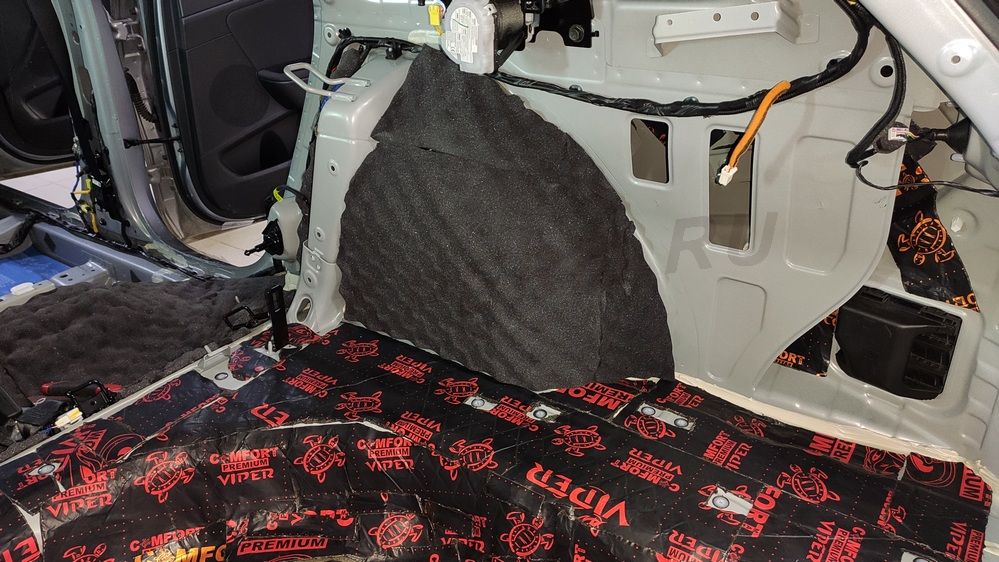 Шумоизоляция багажника KIA Ceed