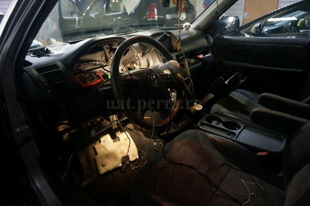 Установка автосигнализации Pandora DXL 4910 на Honda CR-V