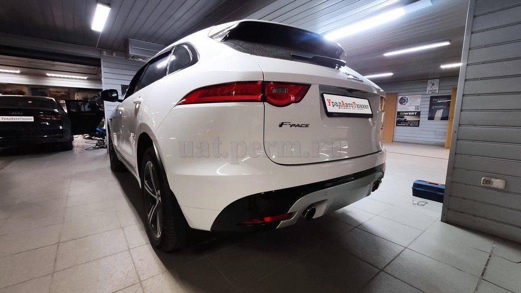 Установка автосигнализации Pandect X-1800L на Jaguar F-Pace