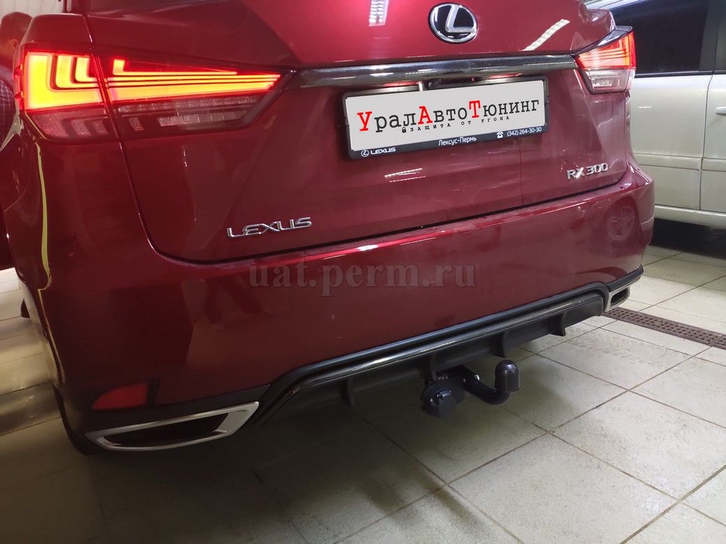 Lexus RX300 - установка фаркопа
