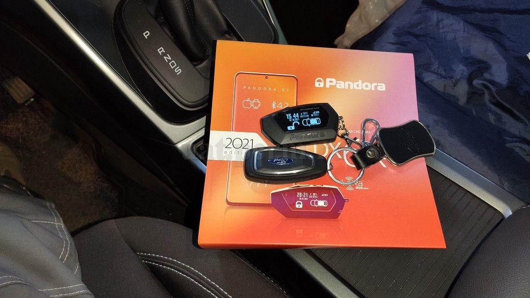 Установка автосигнализации Pandora DX-6X LoRa на Ford Kuga