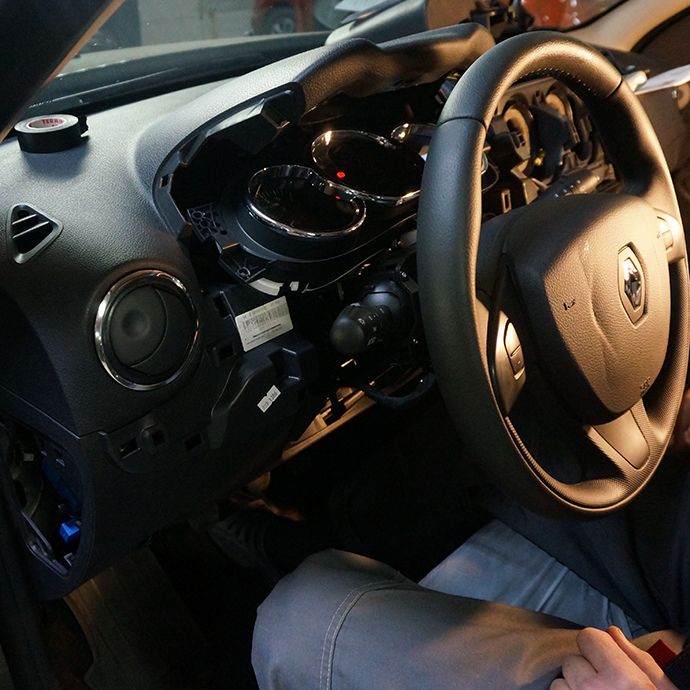 Renault Duster - Установка автосигнализации StarLine A93