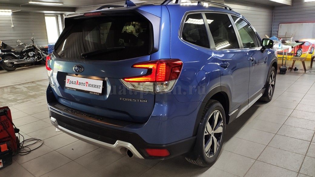 Subaru Forester - установка автосигнализации Pandect X-1800BT