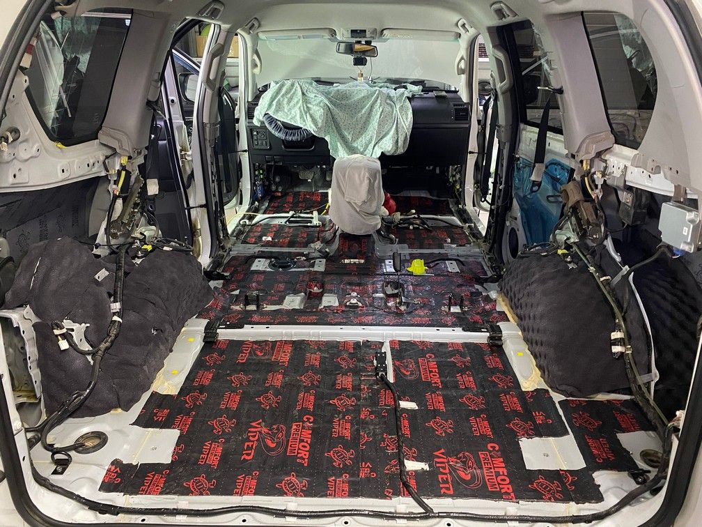 Шумоизоляция багажника Toyota Land Cruiser Prado