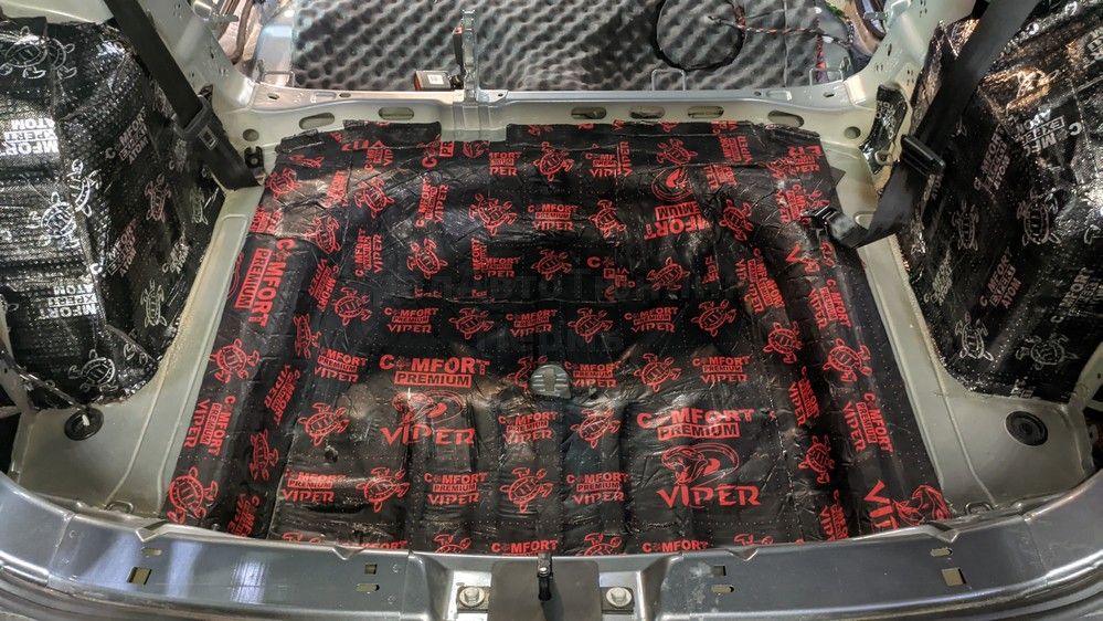 Шумоизоляция багажника Skoda Karoq