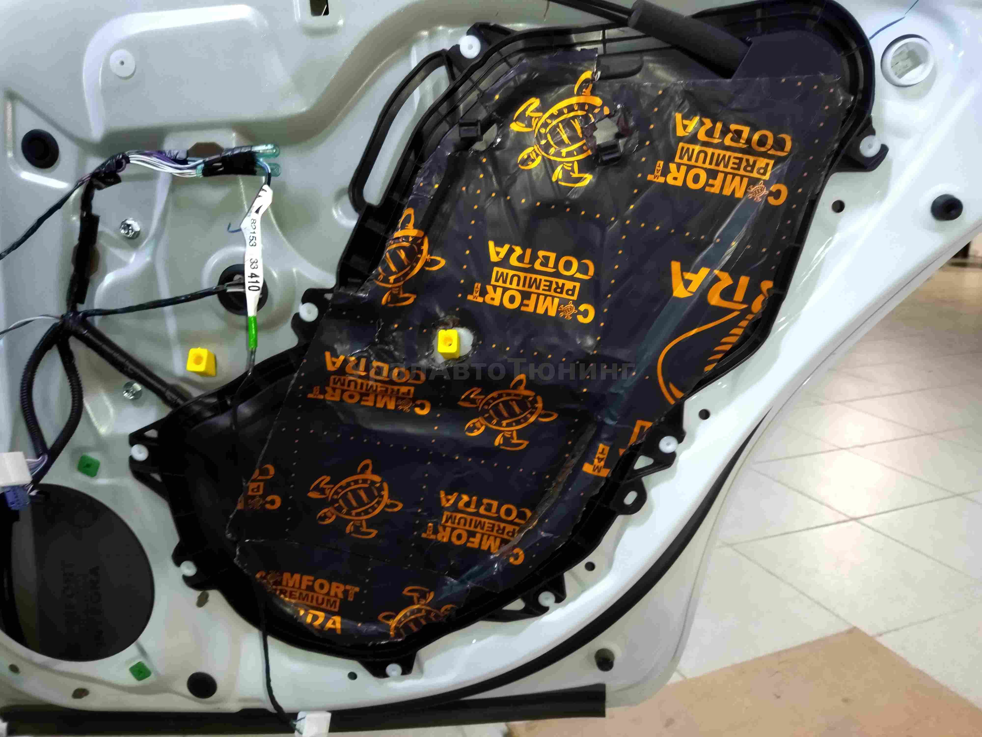 Шумоизоляция дверей Toyota Camry