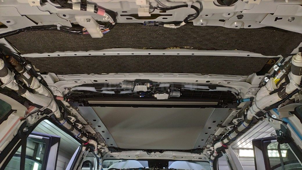 Toyota Highlander (XU60) - шумоизоляция крыши