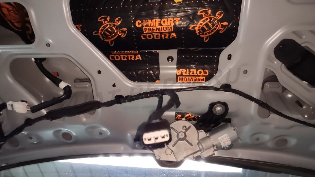 Шумоизоляция крышки багажника KIA Ceed