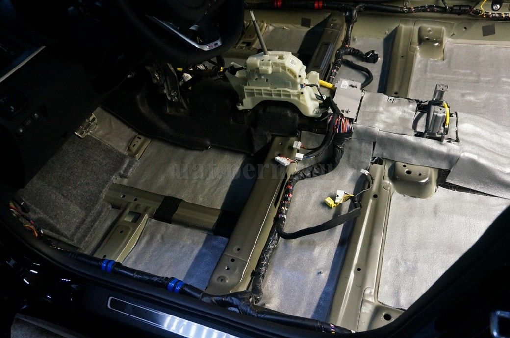 Kia Optima - шумоизоляция пола