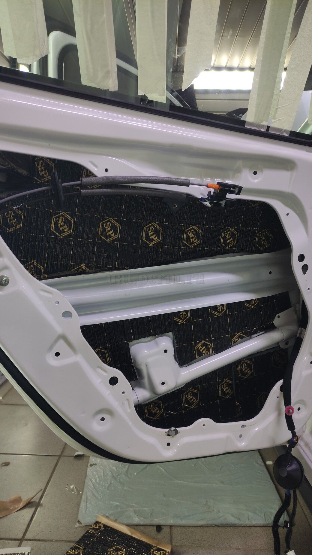 Шумоизоляция дверей KIA Cerato