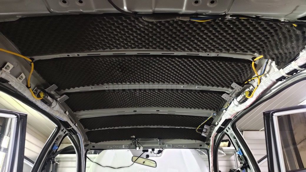 KIA RIO X - шумоизоляция крыши