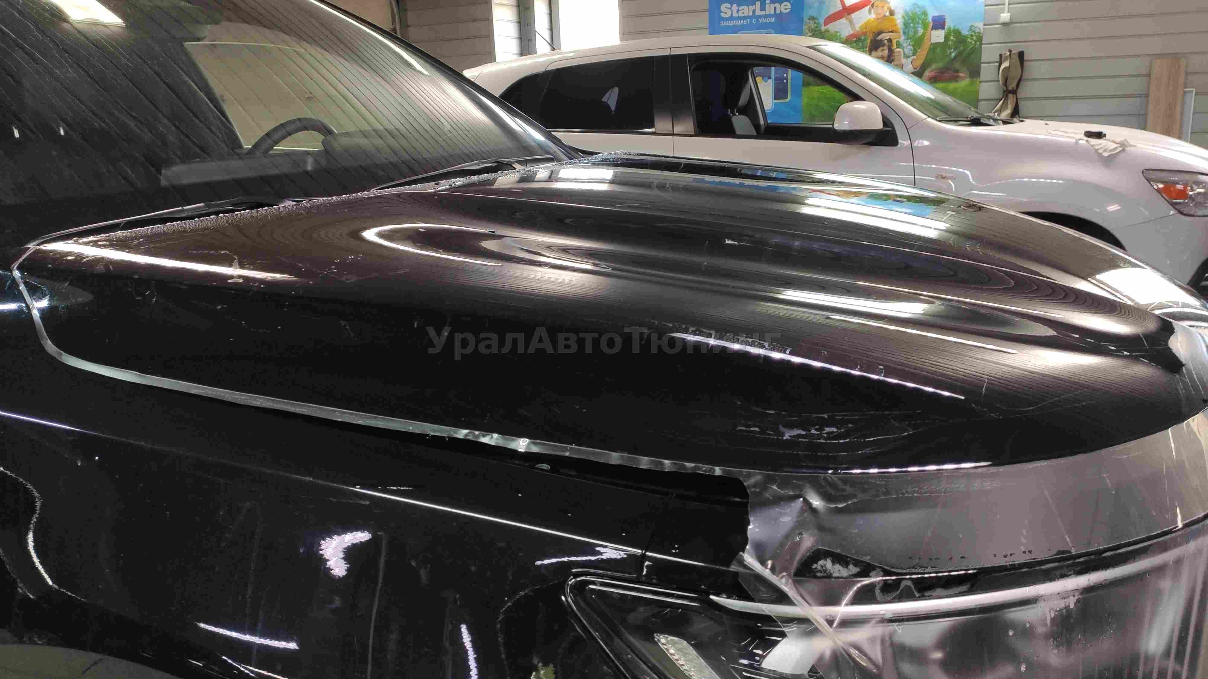 Оклейка антигравийной пленкой KIA Sorento