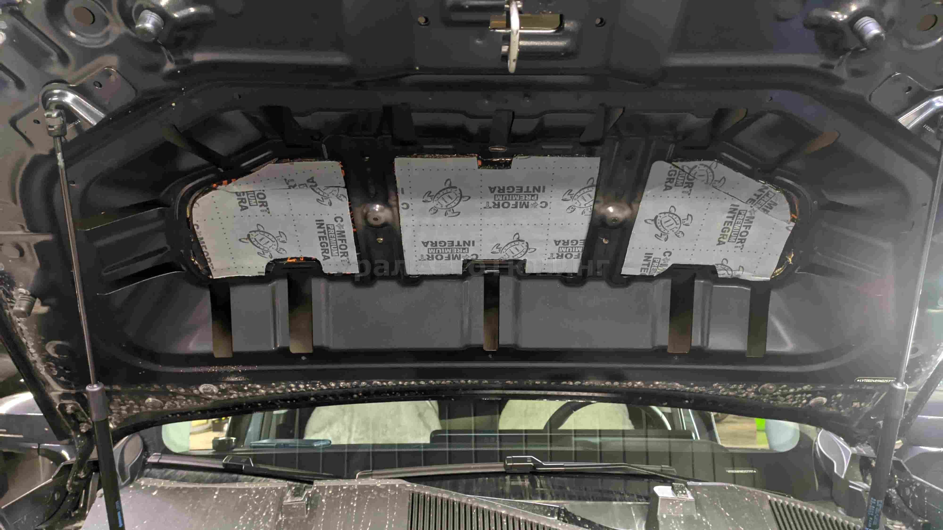 Шумоизоляция капота Exeed VX