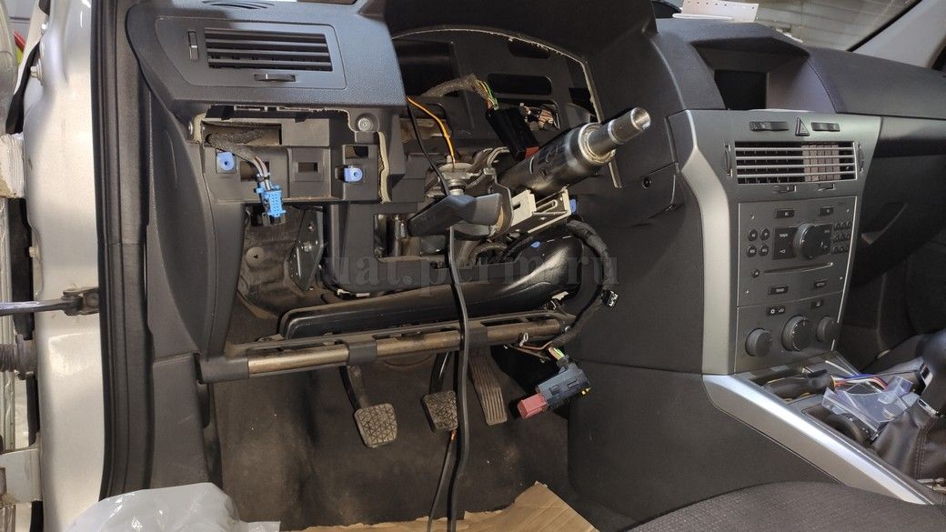 Установка автосигнализации StarLine S96 (v.2) на Opel Astra