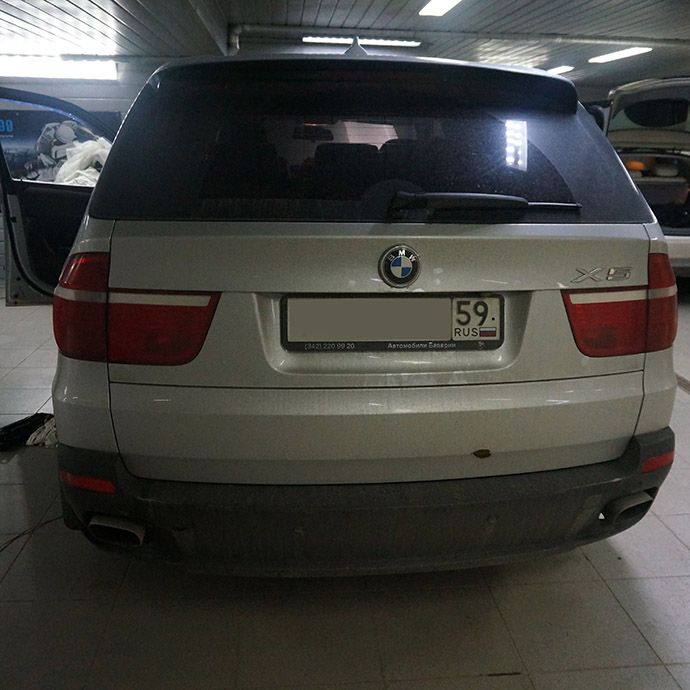 BMW X5 - Установка автосигнализации Pandect X-1800BT
