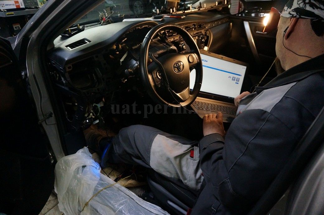 Установка автосигнализации StarLine A93 на Toyota Corolla
