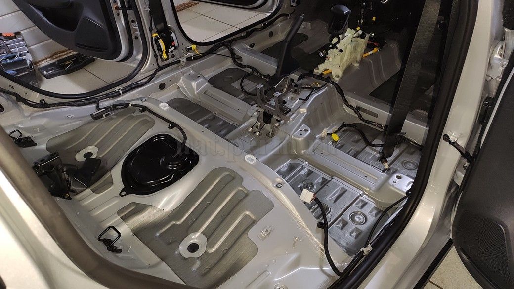 KIA RIO X - шумоизоляция пола