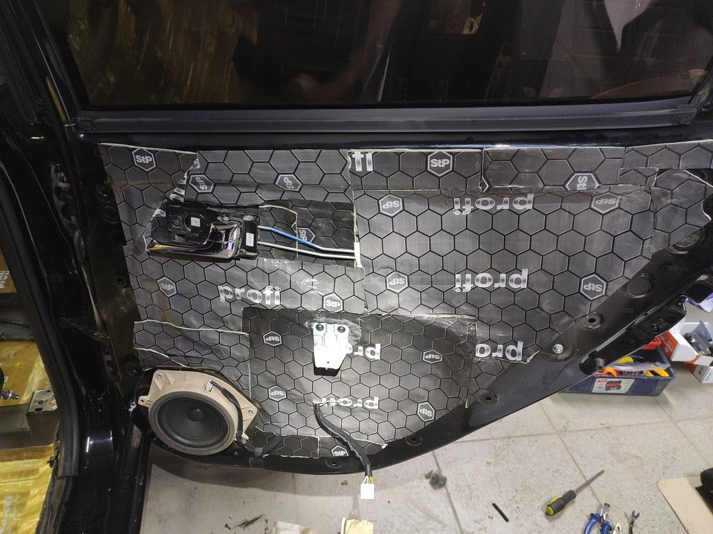 KIA RIO - шумоизоляция дверей