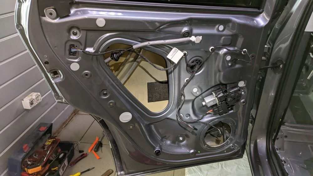 Шумоизоляция дверей Skoda Karoq