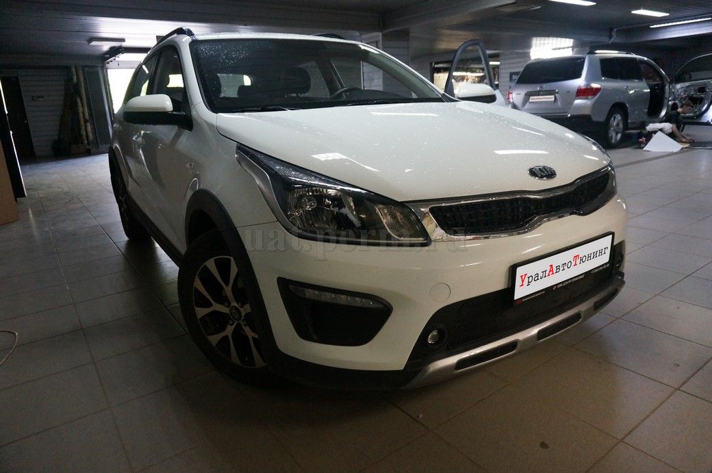 Kia Rio X-Line - установка охранного комплекса