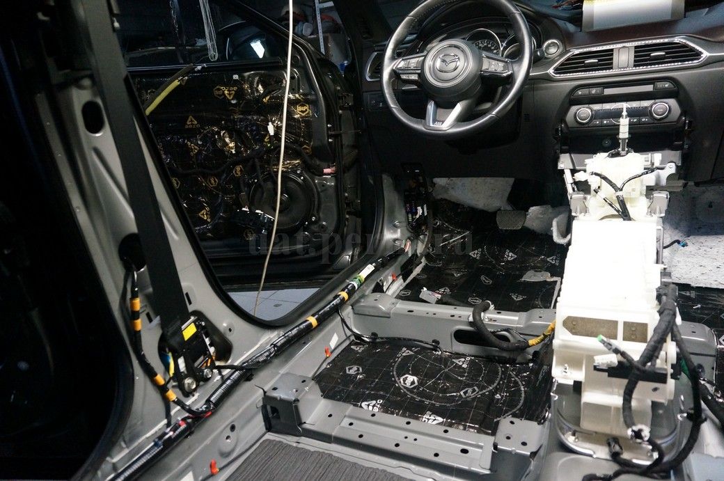 Mazda CX-9 - шумоизоляция