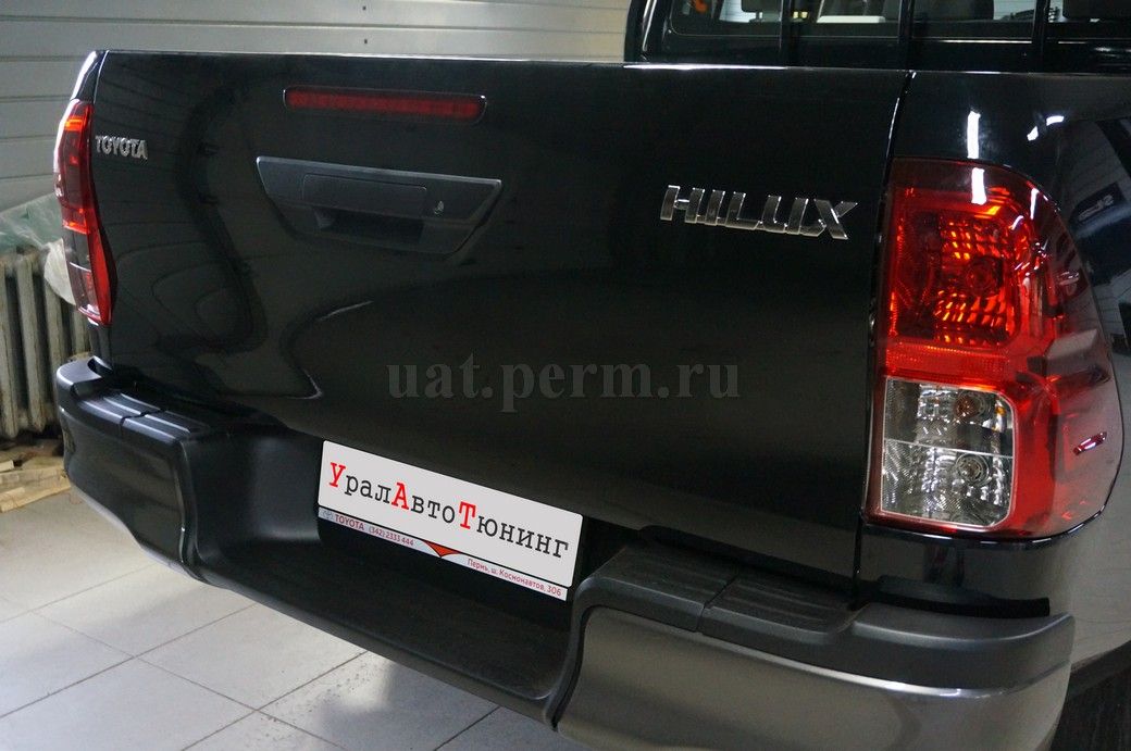 Toyota Hilux - установка автосигнализации StarLine A93