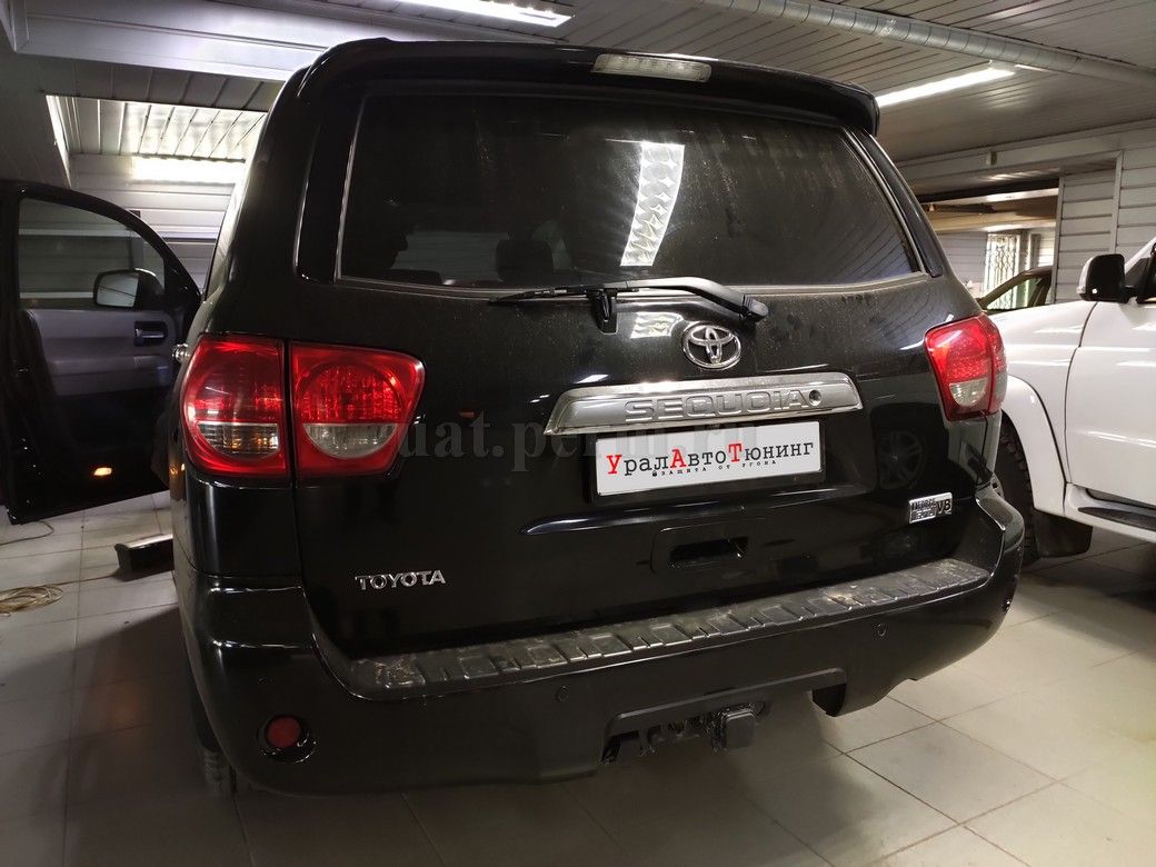 Toyota Sequoia - установка автосигнализации StarLine E96
