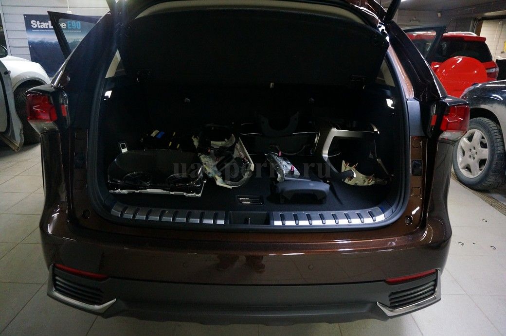 Lexus NX200 - установка автосигнализации StarLine A93