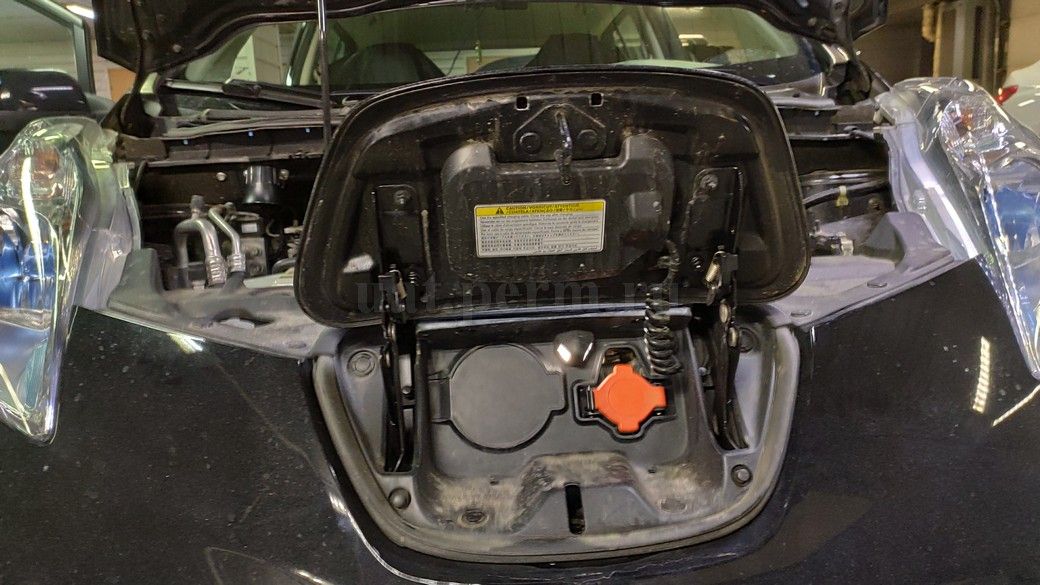 Nissan Leaf - установка автосигнализации StarLine E96 v2 BT