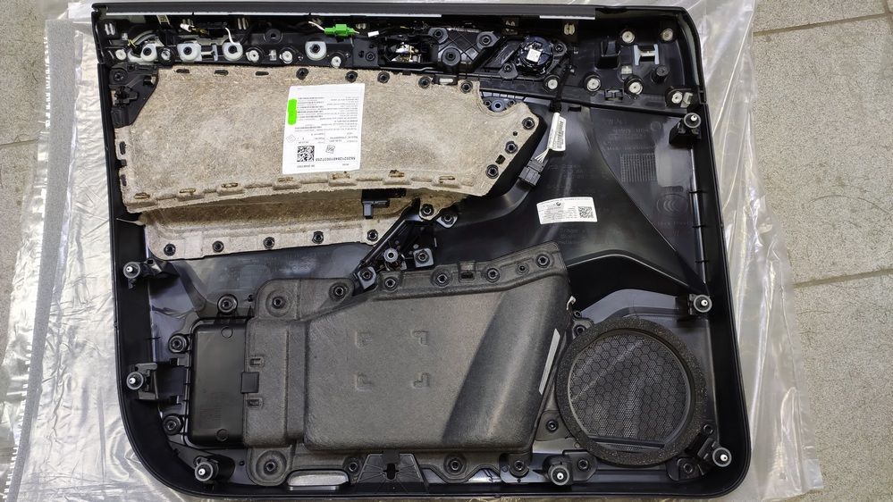 Шумоизоляция дверей VW Tiguan